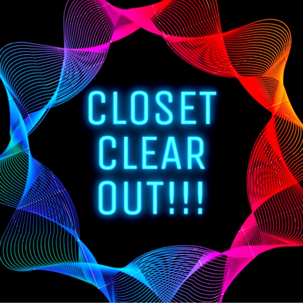 ♥️🩵🩷CLOSET CLEAR OUT!! LET’S MAKE A DEAL 🩷🩵♥️
